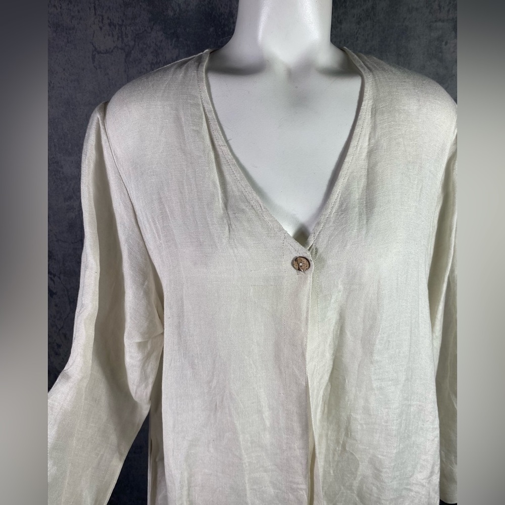 Linen  Single Button Kimono - Picture 2 of 6